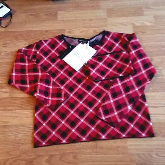 P. NWT Andrienne Vittadini Petite    Sweater & wristlet Purse  MP - Picture 3 of 7